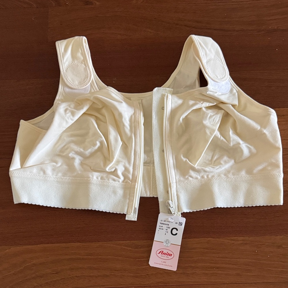 Anita Women's Cream Zip-Front Post-Op Bra